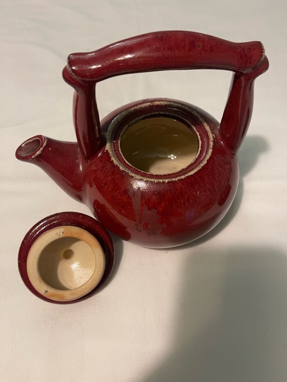 Red Ceramic Teapot Set with Matching Cups - Japanese Art Pottery - Picture 3 of 7